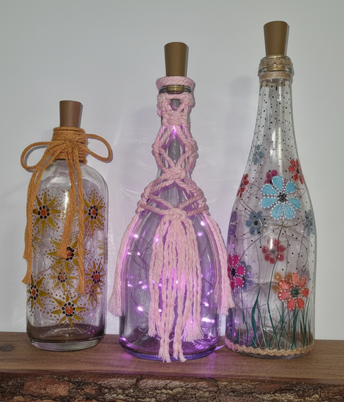 Botella con luz led artesana